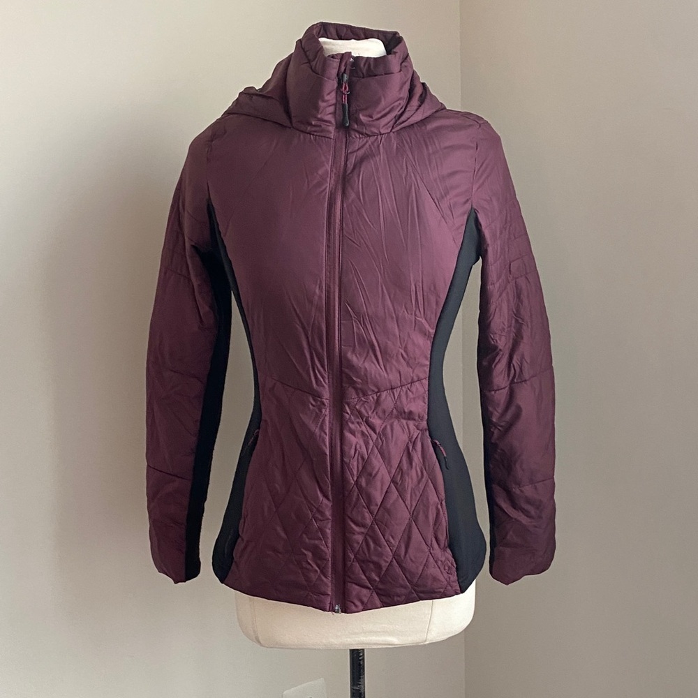 Champion Quilted Jacket Full Zip Womens Sz Medium Purple and Black Hooded